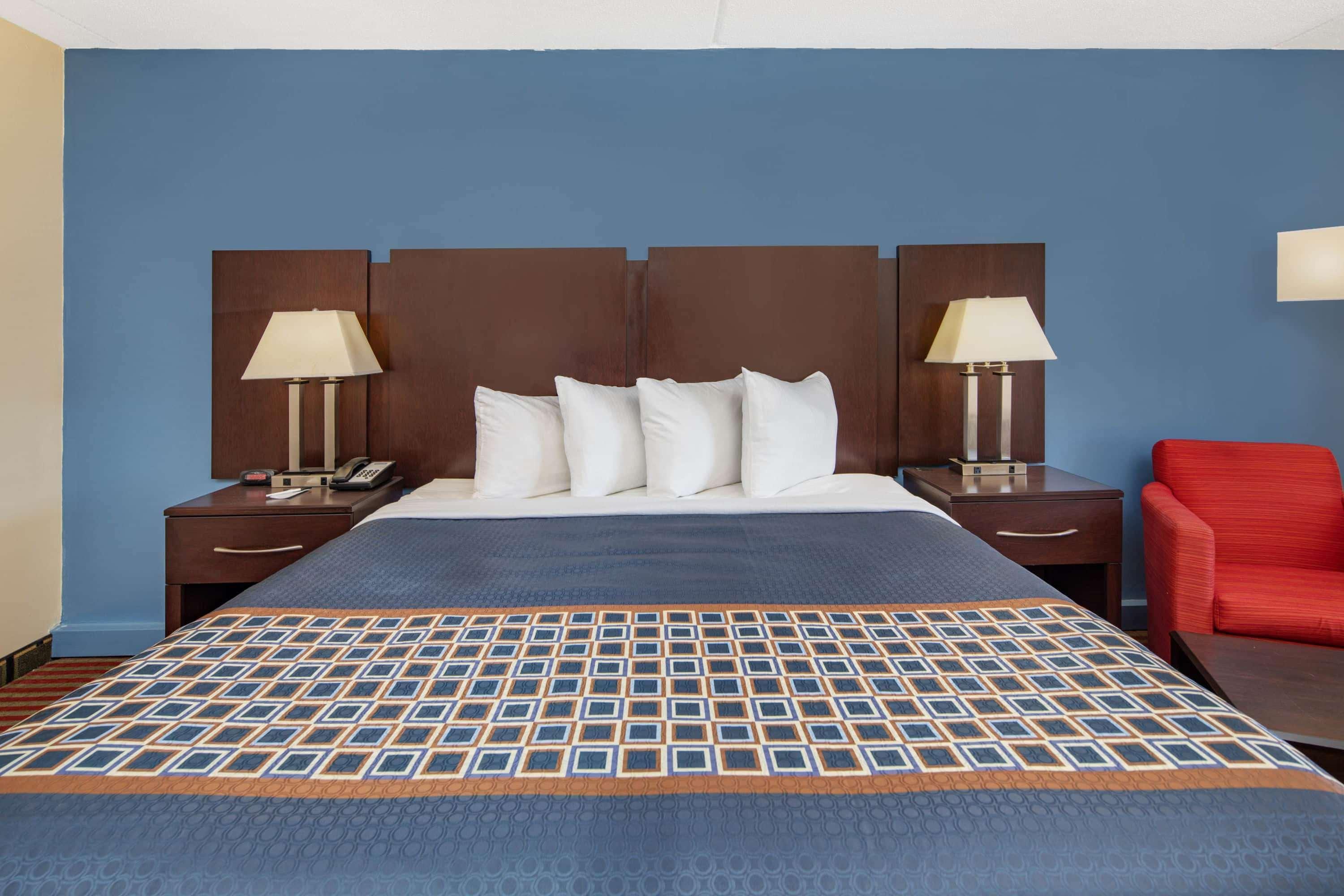 Travelodge By Wyndham Savannah Area/Richmond Hill Exteriör bild