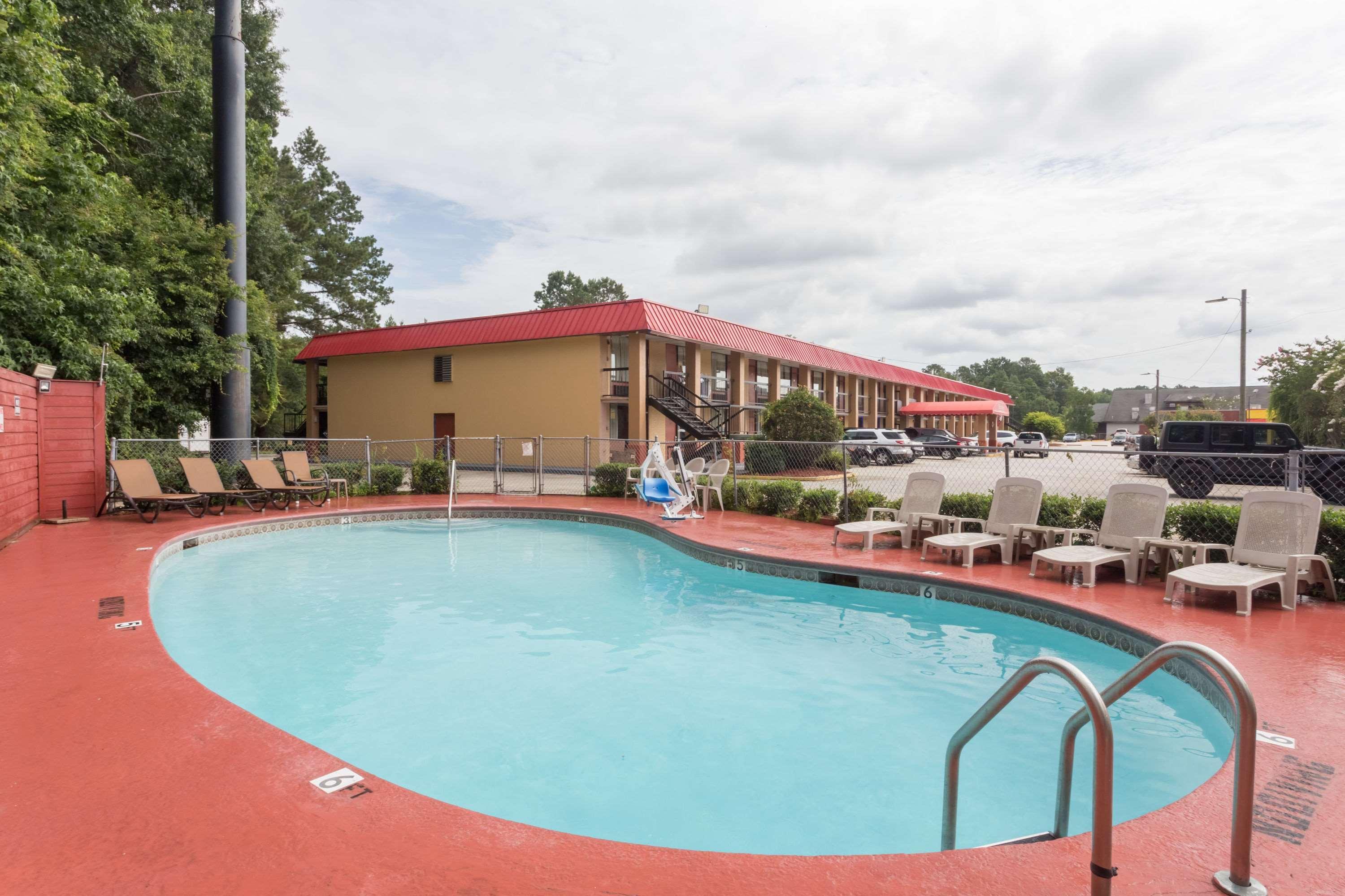Travelodge By Wyndham Savannah Area/Richmond Hill Exteriör bild