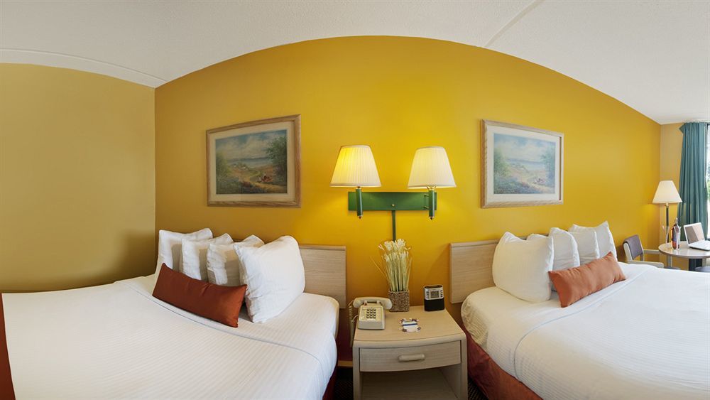 Travelodge By Wyndham Savannah Area/Richmond Hill Exteriör bild