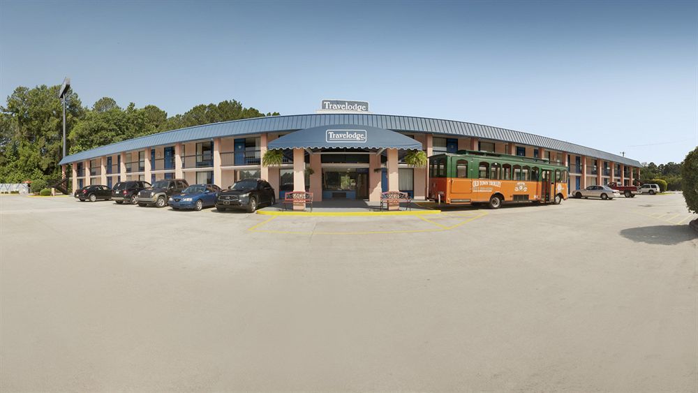 Travelodge By Wyndham Savannah Area/Richmond Hill Exteriör bild